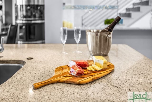 8 18th Street, Tybee Island, GA 31328