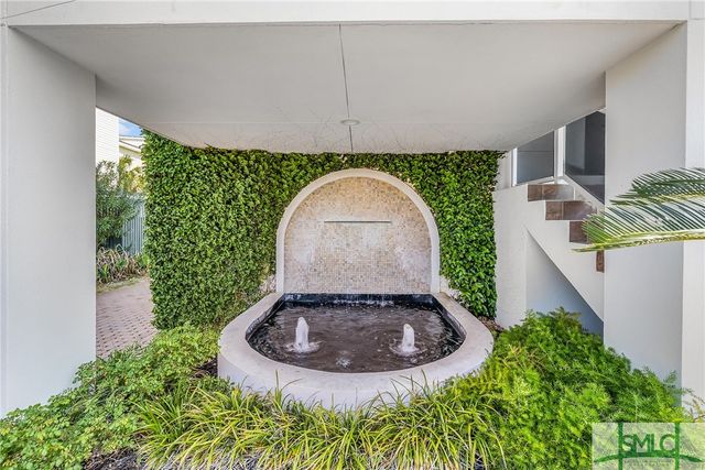 8 18th Street, Tybee Island, GA 31328