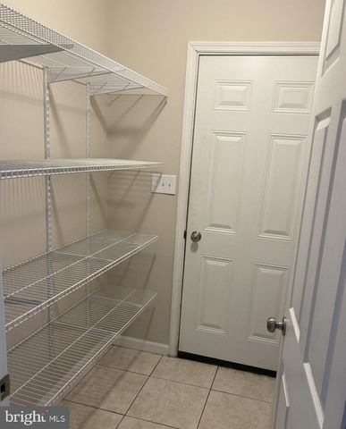 410 FOURTH, Galloway, NJ 08205
