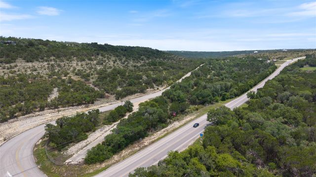 424 Spoke Hollow RD, Wimberley, TX 78676