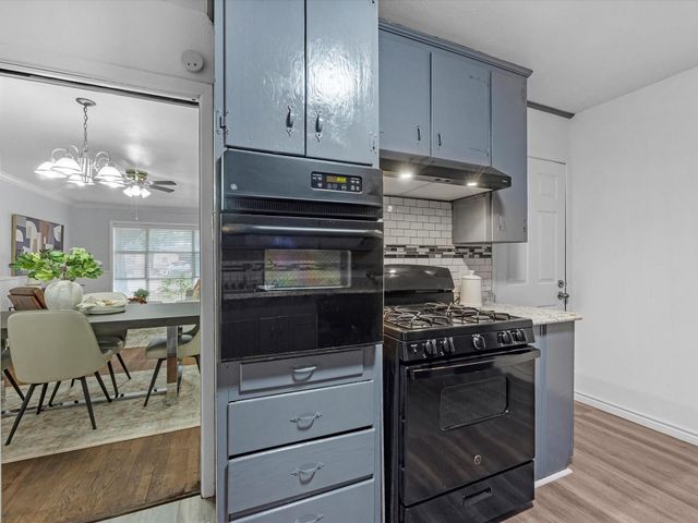 7938 Hammerly Boulevard, Houston, TX 77055