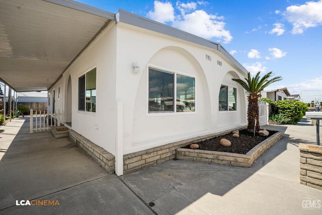 717 45th Street, Bakersfield, CA 93301