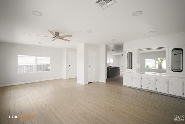 717 45th Street, Bakersfield, CA 93301