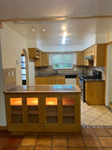 9116 ORLANDO Place NE, Albuquerque, NM 87111