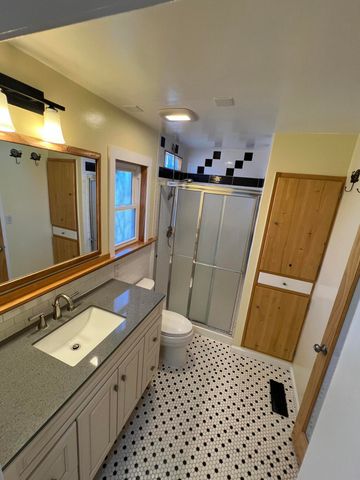 9116 ORLANDO Place NE, Albuquerque, NM 87111