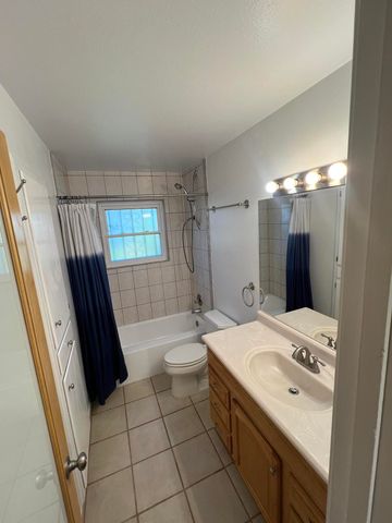 9116 ORLANDO Place NE, Albuquerque, NM 87111