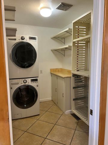 9116 ORLANDO Place NE, Albuquerque, NM 87111