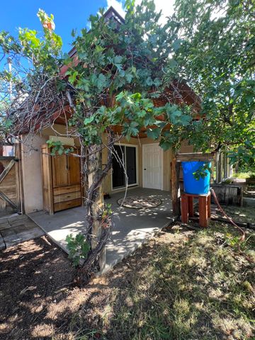 9116 ORLANDO Place NE, Albuquerque, NM 87111