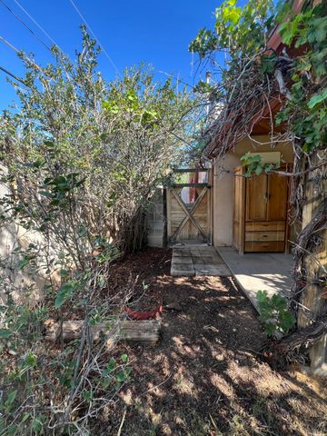 9116 ORLANDO Place NE, Albuquerque, NM 87111