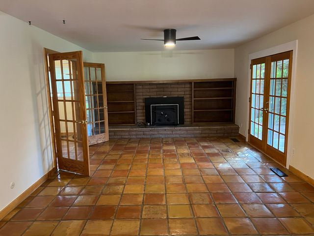 9116 ORLANDO Place NE, Albuquerque, NM 87111