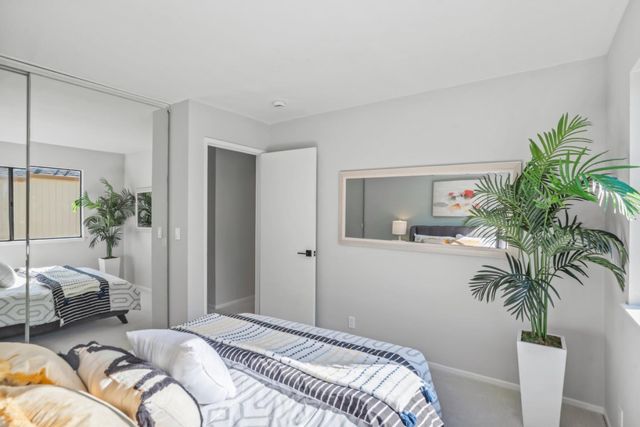 978 Kiely Boulevard E, Santa Clara, CA 95051