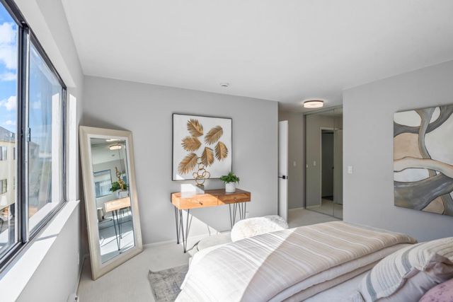 978 Kiely Boulevard E, Santa Clara, CA 95051