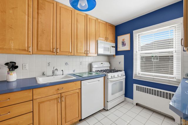 121 North Broadway 21K, White Plains, NY 10603