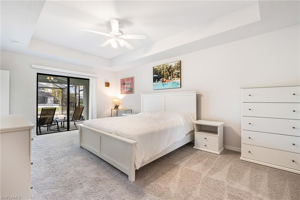 Image 15 of property listing at 1301 SE 23rd TER, Cape Coral, FL 33990