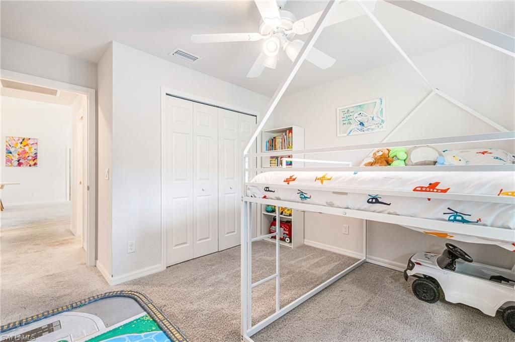 Image 25 of property listing at 1301 SE 23rd TER, Cape Coral, FL 33990