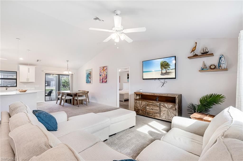 Image 8 of property listing at 1301 SE 23rd TER, Cape Coral, FL 33990