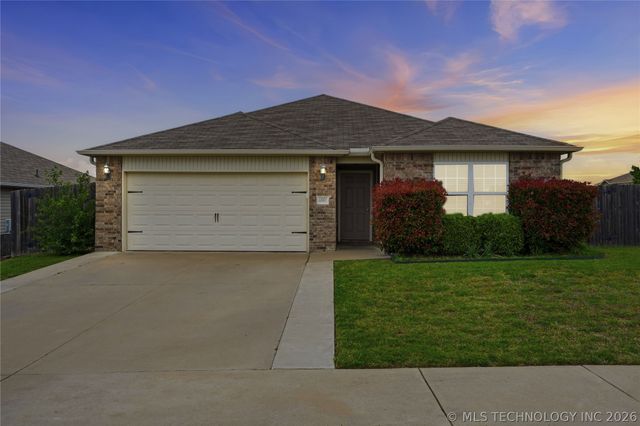 6081 E 148th Street S, Bixby, OK 74008