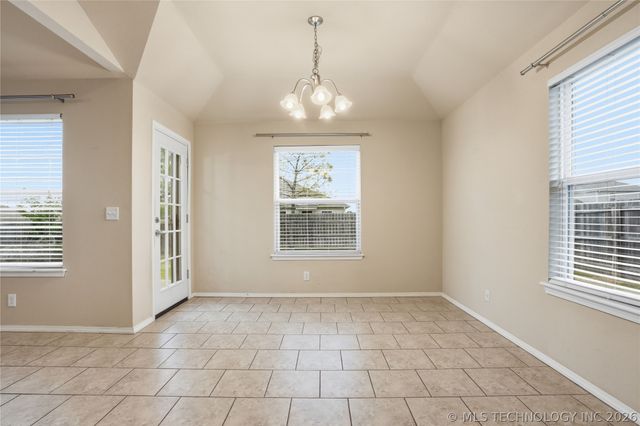 6081 E 148th Street S, Bixby, OK 74008