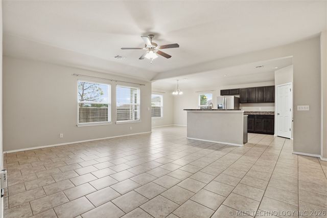 6081 E 148th Street S, Bixby, OK 74008