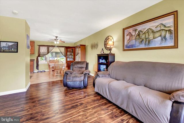 1120 CARDIFF ST, Harrisburg, PA 17109