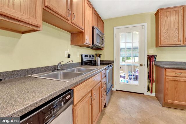 1120 CARDIFF ST, Harrisburg, PA 17109