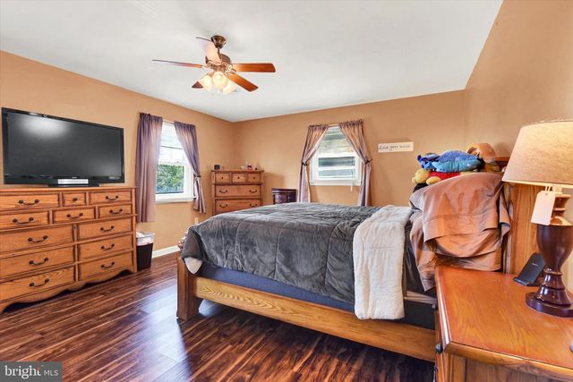 1120 CARDIFF ST, Harrisburg, PA 17109
