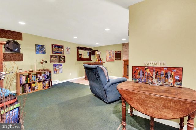 1120 CARDIFF ST, Harrisburg, PA 17109