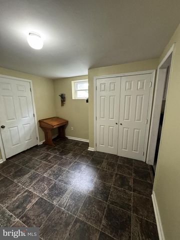 1120 CARDIFF ST, Harrisburg, PA 17109