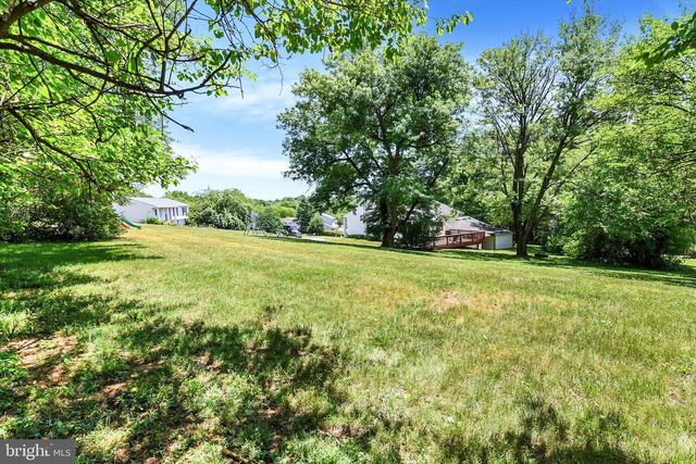 1120 CARDIFF ST, Harrisburg, PA 17109