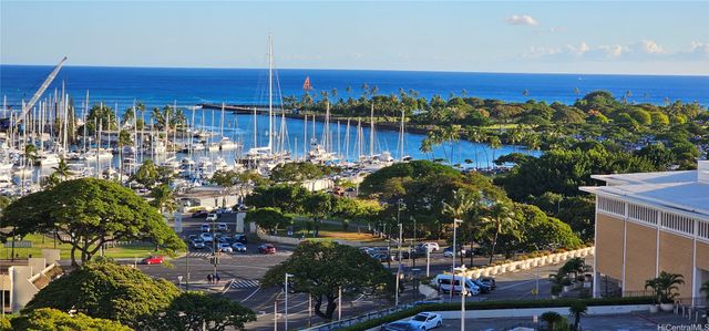 410 Atkinson Drive 1252, Honolulu, HI 96814