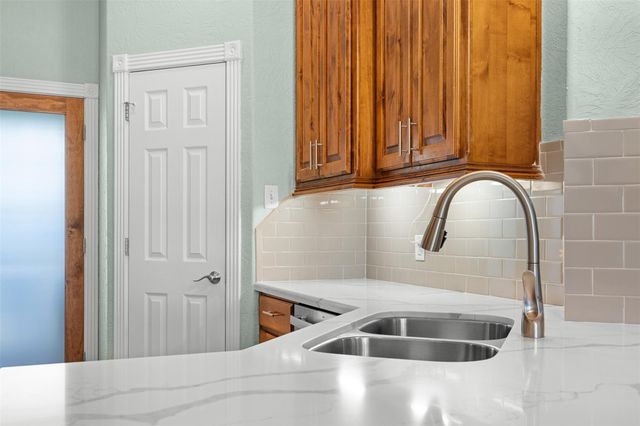 1802 Cheryl Drive, Caldwell, TX 77836