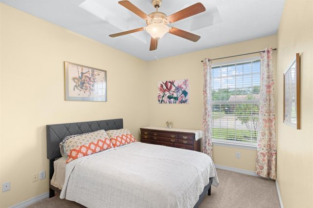 1802 Cheryl Drive, Caldwell, TX 77836