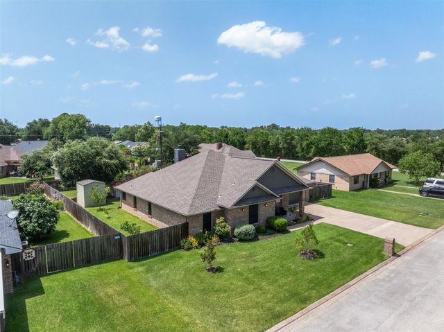 1802 Cheryl Drive, Caldwell, TX 77836