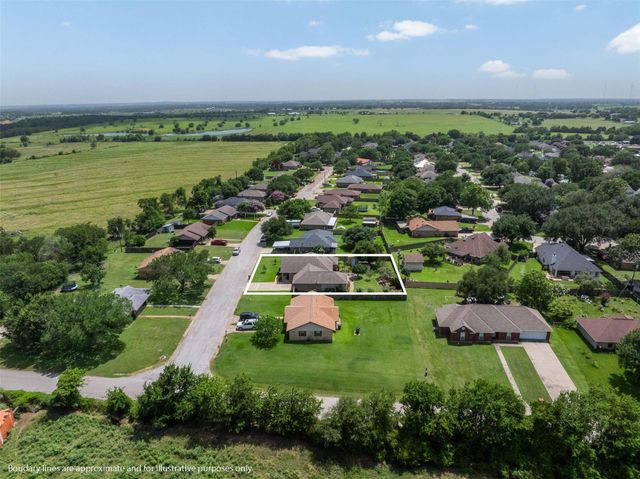 1802 Cheryl Drive, Caldwell, TX 77836