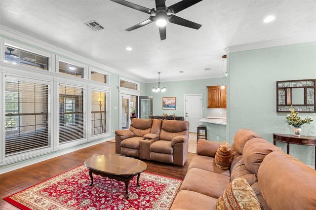 1802 Cheryl Drive, Caldwell, TX 77836