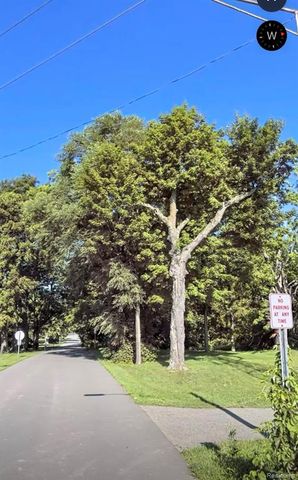 20710 N Superior Road, Taylor, MI 48180