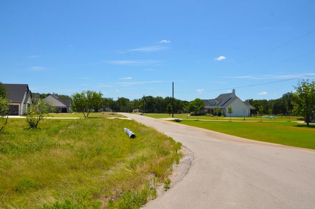 760 Glade Park Court, Azle, TX 76020