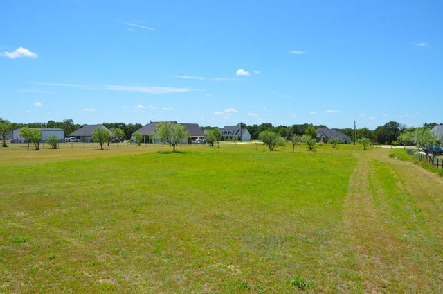 760 Glade Park Court, Azle, TX 76020