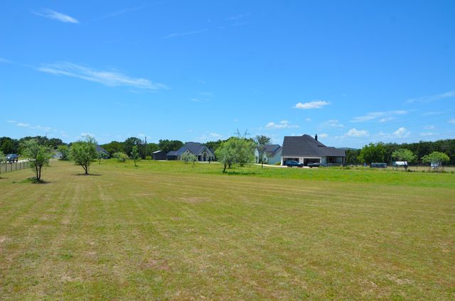 760 Glade Park Court, Azle, TX 76020
