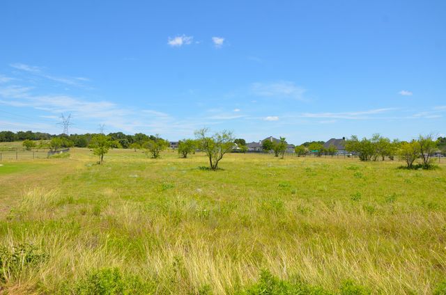 760 Glade Park Court, Azle, TX 76020