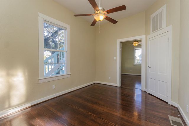 1219 33rd Street 1, Galveston, TX 77550