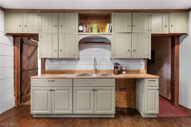 9455 Robinson Road, Chardon, OH 44024