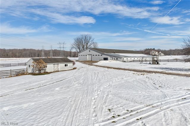 9455 Robinson Road, Chardon, OH 44024
