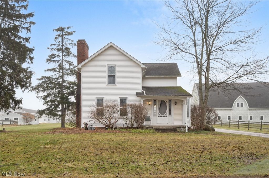 9455 Robinson Road, Chardon, OH 44024