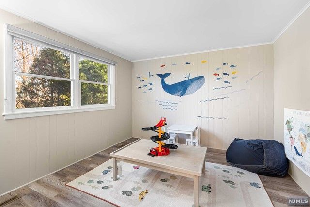 121 Overlook Drive, Woodcliff Lake, NJ 07677