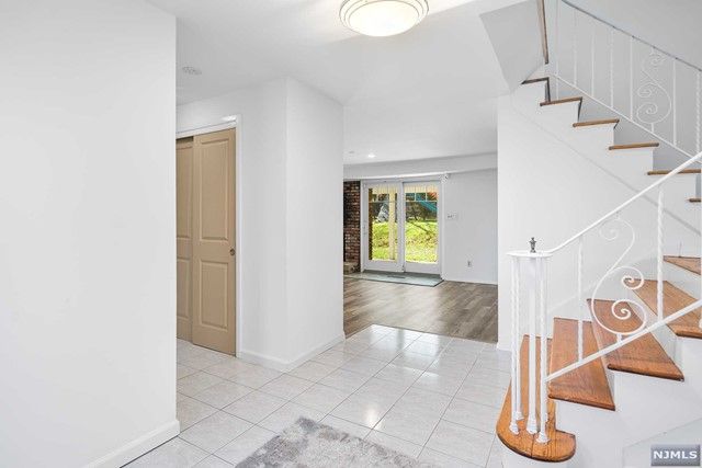 121 Overlook Drive, Woodcliff Lake, NJ 07677