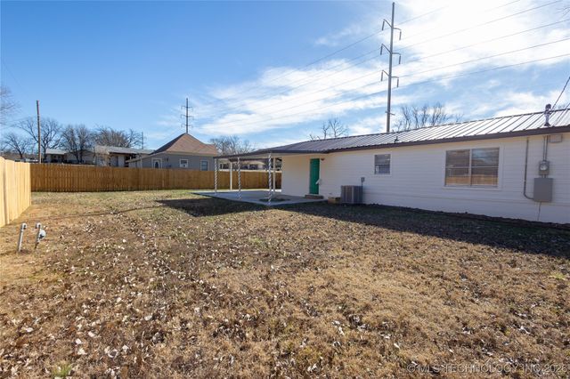 1012 W Tulsa, Sulphur, OK 73086