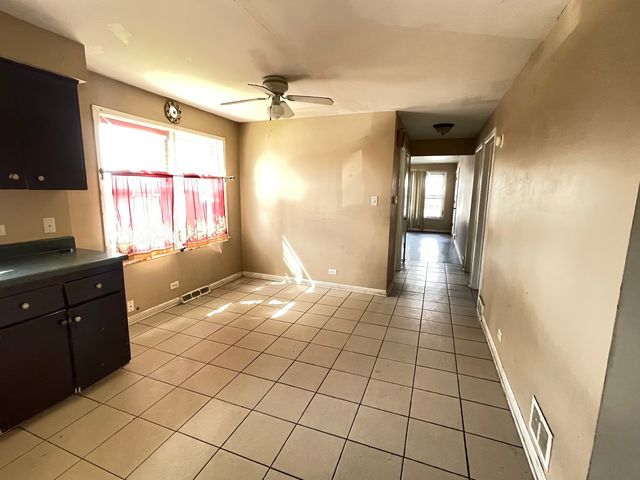3653 W 71st Street, Chicago, IL 60629