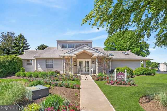 16 GOLDENROD CT, Trenton, NJ 08690