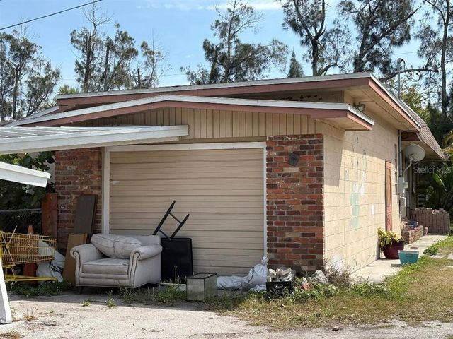 5217 18TH AVENUE S, Gulfport, FL 33707